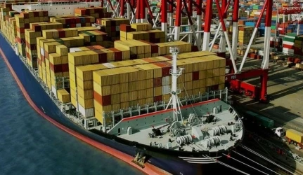 Cước vận chuyển hàng hóa tăng: Doanh nghiệp nên làm gì để giảm áp lực chi phí?